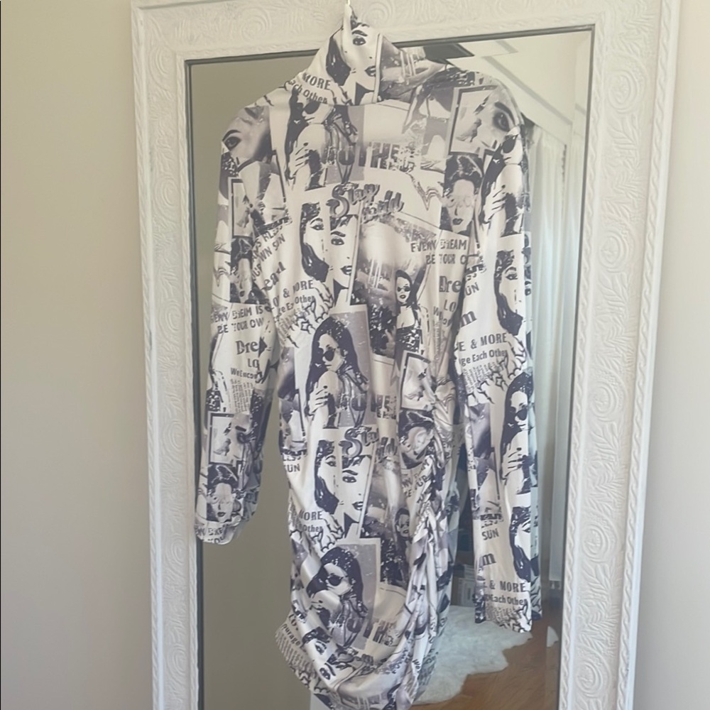 Graphic Print Long Sleeve Dress